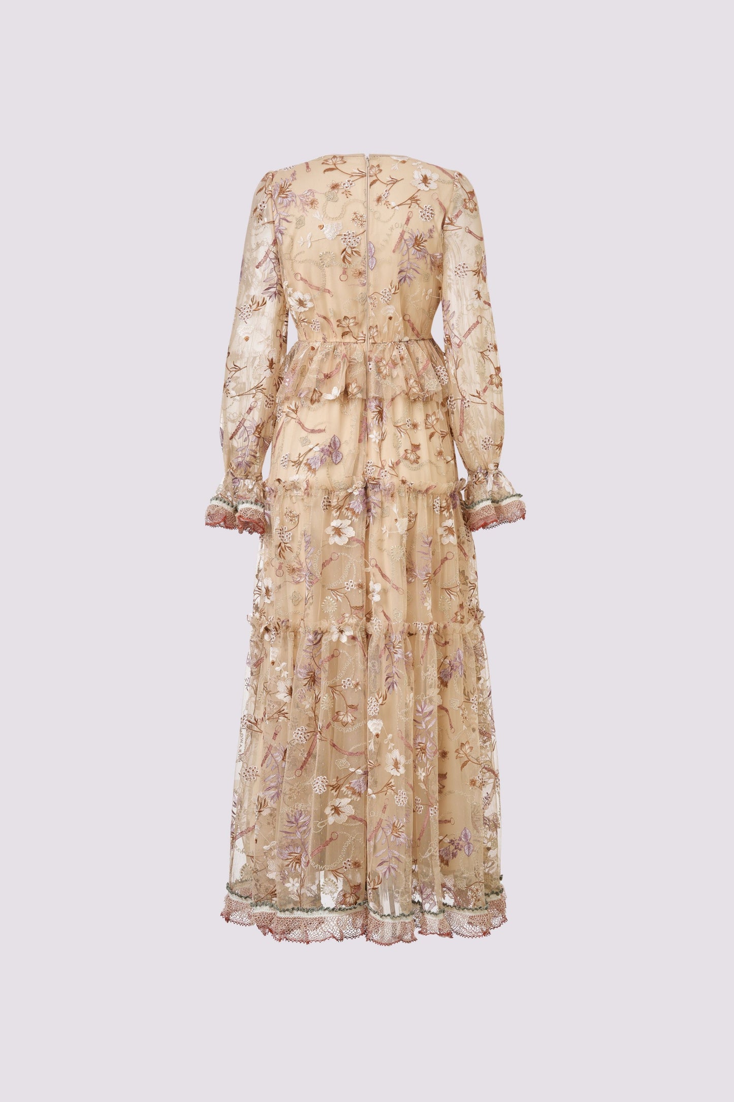 Robe brodée de fleurs avec un grand affichage
