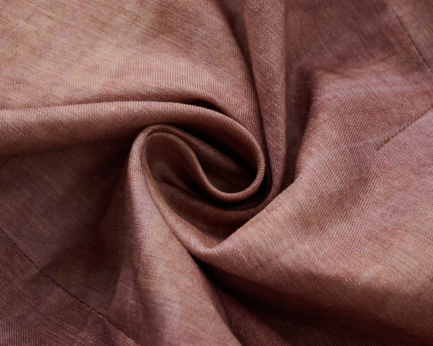 Manteau en lin couleur moka d'inspiration zen